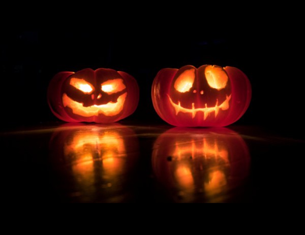 Встречаем Хеллоуин страшно красиво: подборка иконок, векторной графики и шрифтов